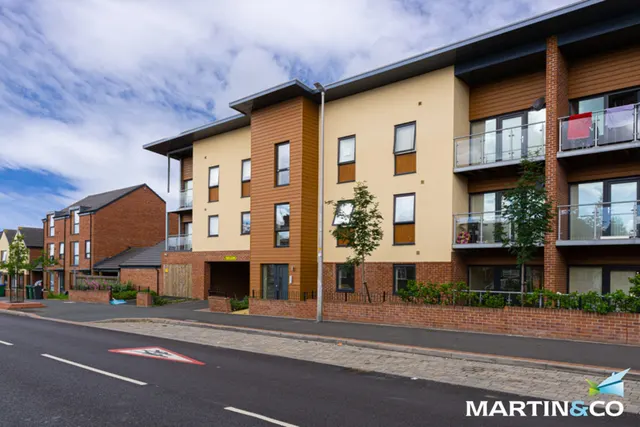 Claypit Lane, West Bromwich, B70, photo 1