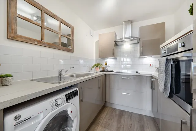 High Meadow Rd, Birmingham, B38, photo 2
