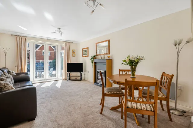 Old Dairy Close, Fleet, GU51, photo 1