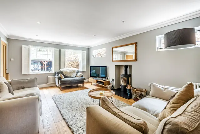 Frensham Vale, Farnham, GU10, photo 2
