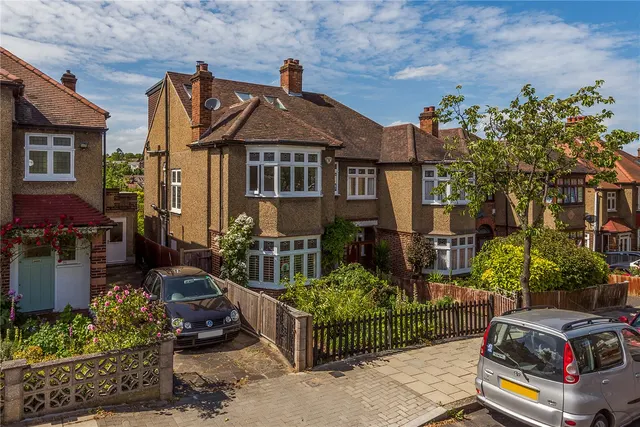 Roxburgh Road, London, SE27, photo 2