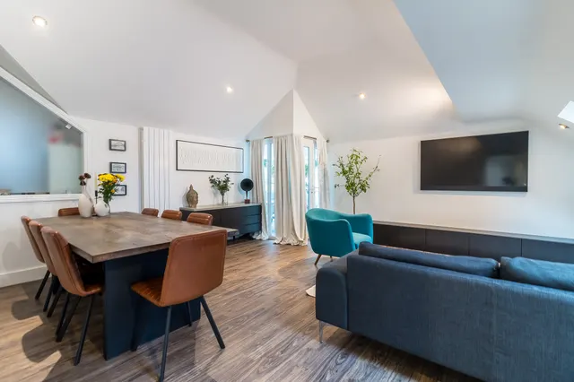 Photo 2 — 24 Pinewood Road, St. Ives, Ringwood, BH24 2PA