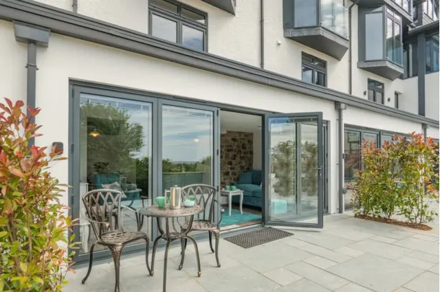 Narberth Road, Tenby, photo 1