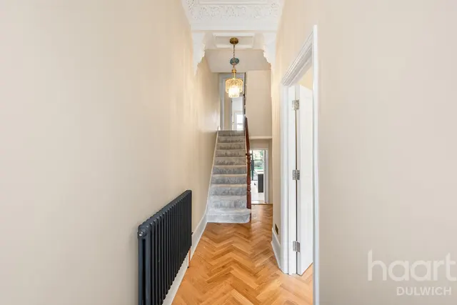 Shenley Road, London, SE5, photo 2
