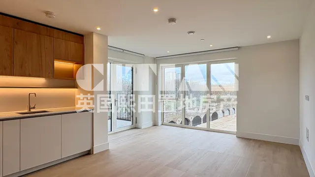 Bow Common Lane, London, E3, photo 1