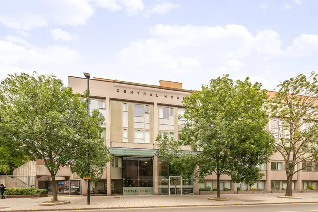 Central House, Hounslow, TW3, photo 1