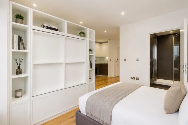 Photo 2 — Central House, Hounslow, TW3
