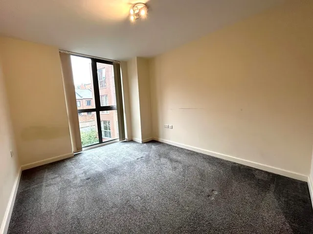 St Georges House, B1, photo 3