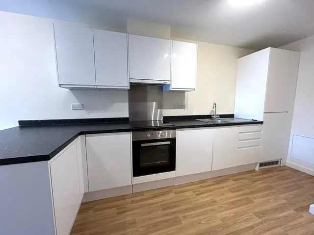 St Georges House, B1, photo 1