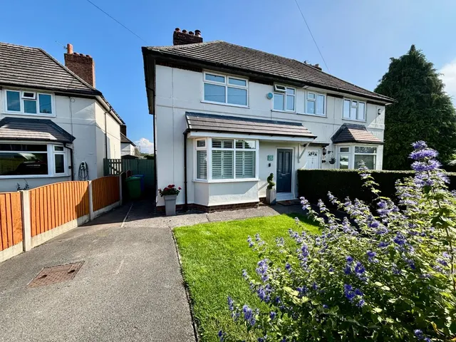 Penroy Avenue, West Didsbury, M20, photo 1