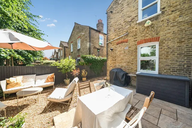 Photo 3 — Kingston Road, Raynes Park, London, SW20