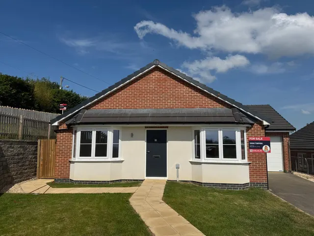 Broadweavers Close, Wincanton, BA9, photo 1
