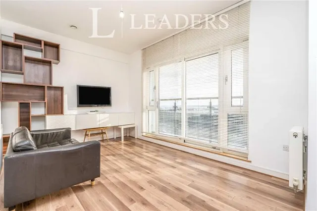 Ocean Way, Southampton, SO14, photo 2