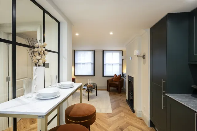 Photo 2 — Avery Row, London, W1K