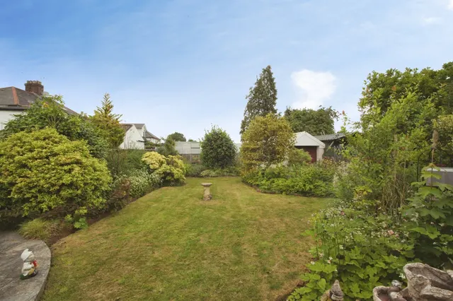 Heath Park Crescent, Cardiff, CF14, photo 2