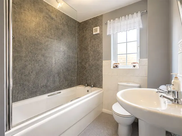 Photo 3 — Cherry Tree Crescent, Cranwell, Sleaford, Lincolnshire, NG34