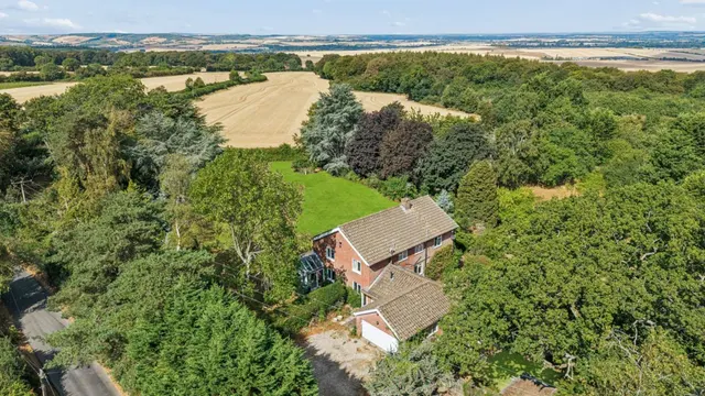 South Stoke Road, Woodcote, Reading, Oxfordshire, RG8 0PL, photo 1