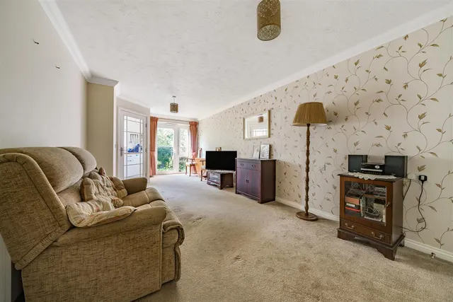 Archers Road, Eastleigh, SO50, photo 3