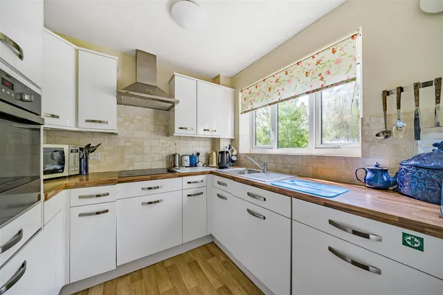 Archers Road, Eastleigh, SO50, photo 2