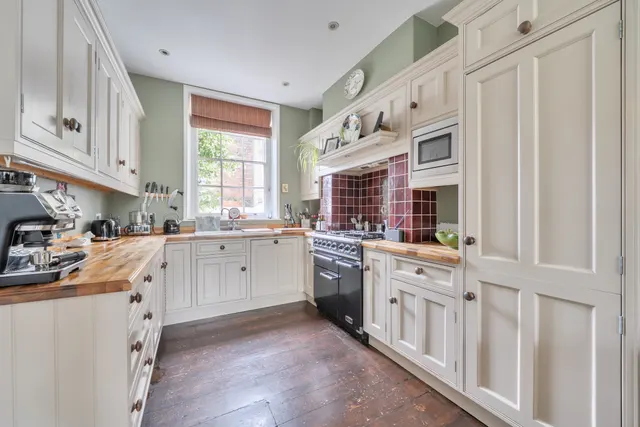 Photo 3 — Bedford Terrace, Tunbridge Wells, TN1