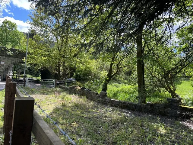 Photo 2 — Off Underbank Avenue, Hebden Bridge, HX7