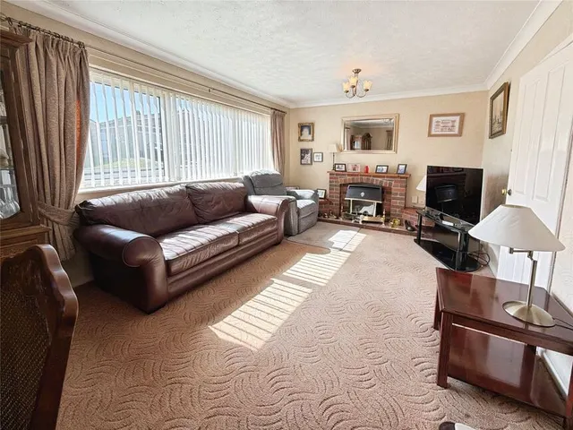 Photo 2 — Clematis Close, Branston, LN4