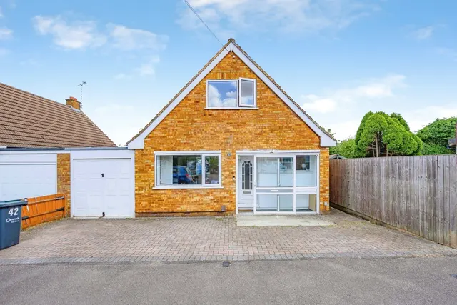 Vincent Road, Luton, Bedfordshire, LU4, photo 1
