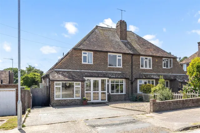 Newlands Avenue, Bexhill-On-Sea, East Sussex, TN39 4HA, photo 1