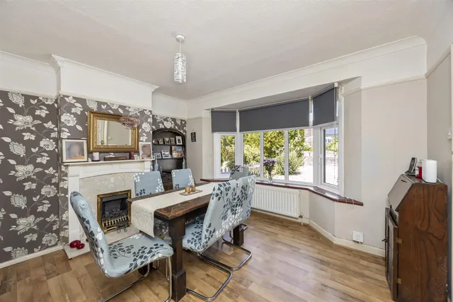 Photo 3 — Newlands Avenue, Bexhill-On-Sea, East Sussex, TN39 4HA