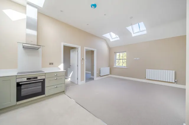 Embley Lane, East Wellow, SO51, photo 2