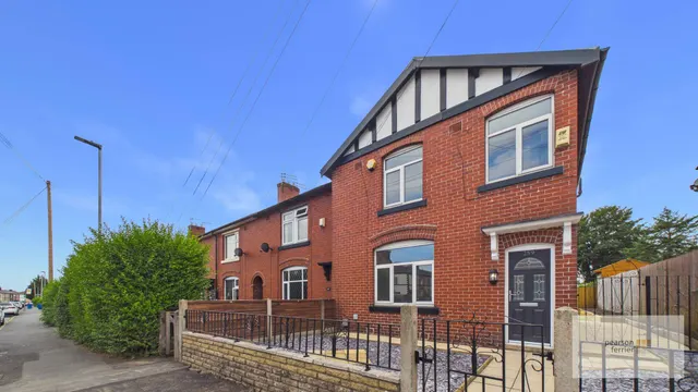 Hornby Street, Bury, BL9 5DR, photo 1