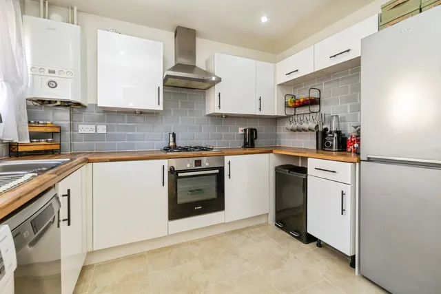 Photo 2 — Lime Crescent, North Greetwell, Lincoln