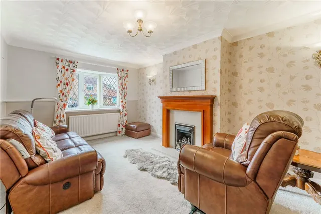 Ings Walk, South Kirkby, WF9, photo 3