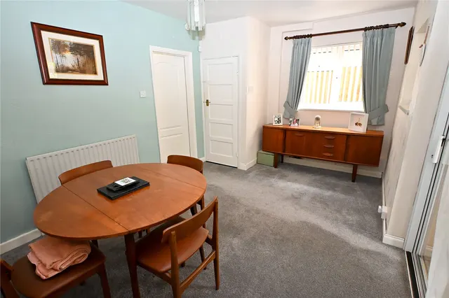 Photo 2 — Marden Grove, Longbridge, Birmingham, B31 4RS