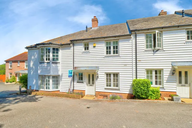 St. Benets Way, Tenterden, TN30, photo 1