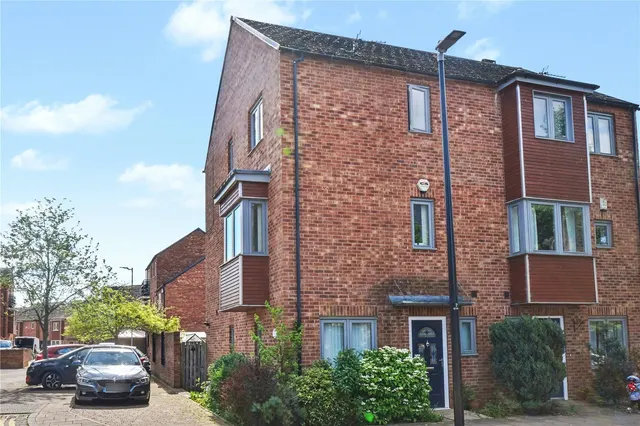 Davy Road, Allerton Bywater, WF10, photo 1