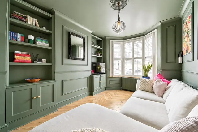 Photo 2 — Tweedmouth Road, London, E13