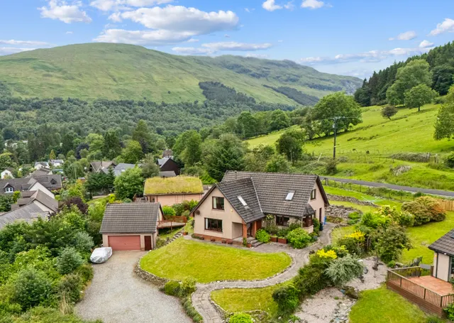 Auchraw Brae, Lochearnhead, FK19, photo 1