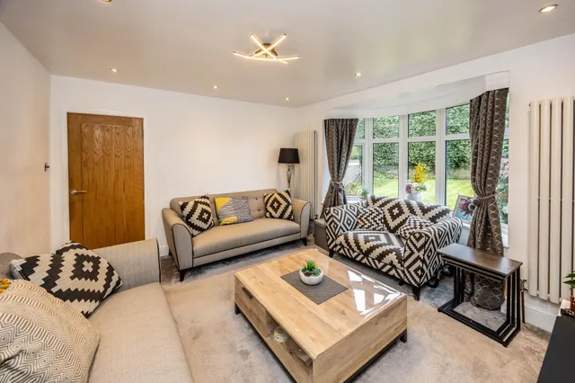 Howard Avenue, Huddersfield, HD3, photo 2