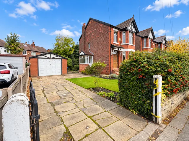 Dialstone Lane, Stockport, SK2, photo 2