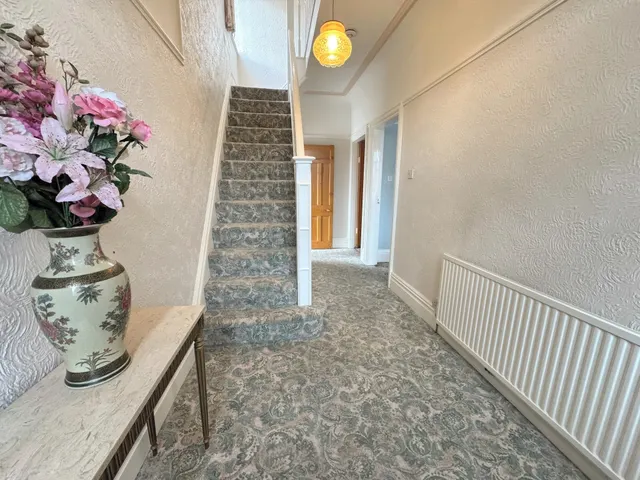 Dialstone Lane, Stockport, SK2, photo 3