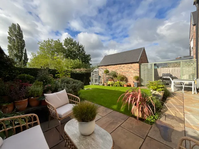 Turnberry Drive, Stoke-On-Trent, ST4, photo 2