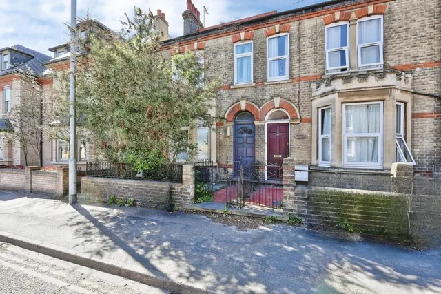 Elizabeth Way, Cambridge, photo 1