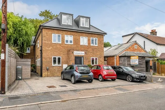 Portland Road, Dorking, RH4, photo 1