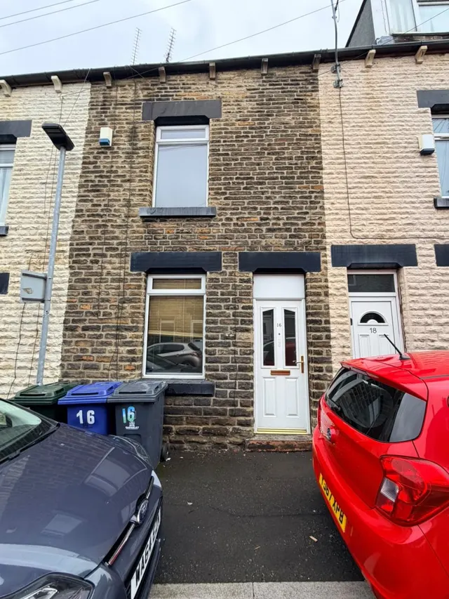 Wharncliffe, Barnsley, photo 2