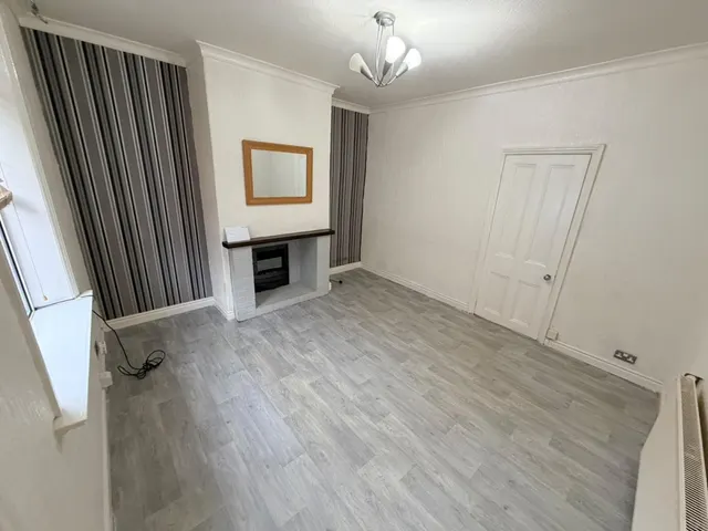 Wharncliffe, Barnsley, photo 3