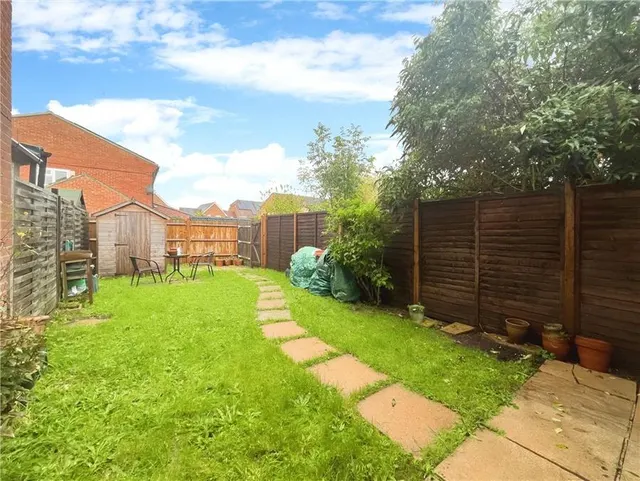 Wargrove Drive, College Town, GU47, photo 2