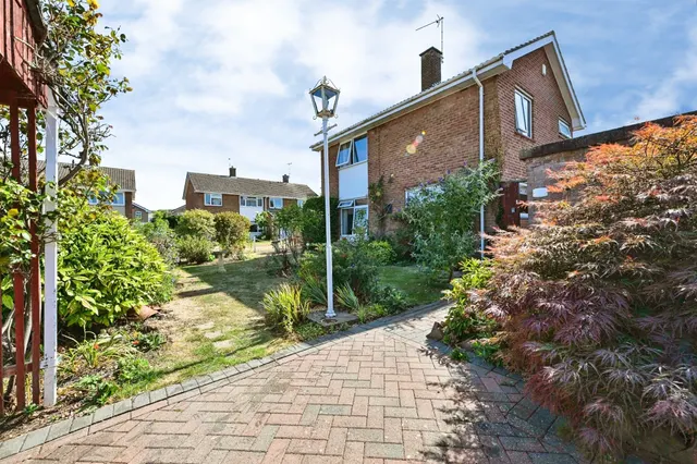 3 bedroom house — Broadmeer, Cotgrave, Nottingham