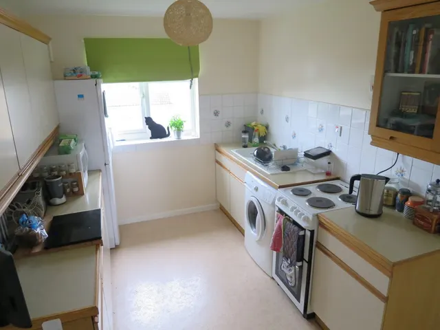 Photo 3 — Collings Place, Newmarket
