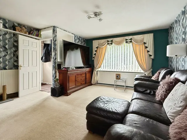 The Bassetts, Stroud, GL5, photo 3